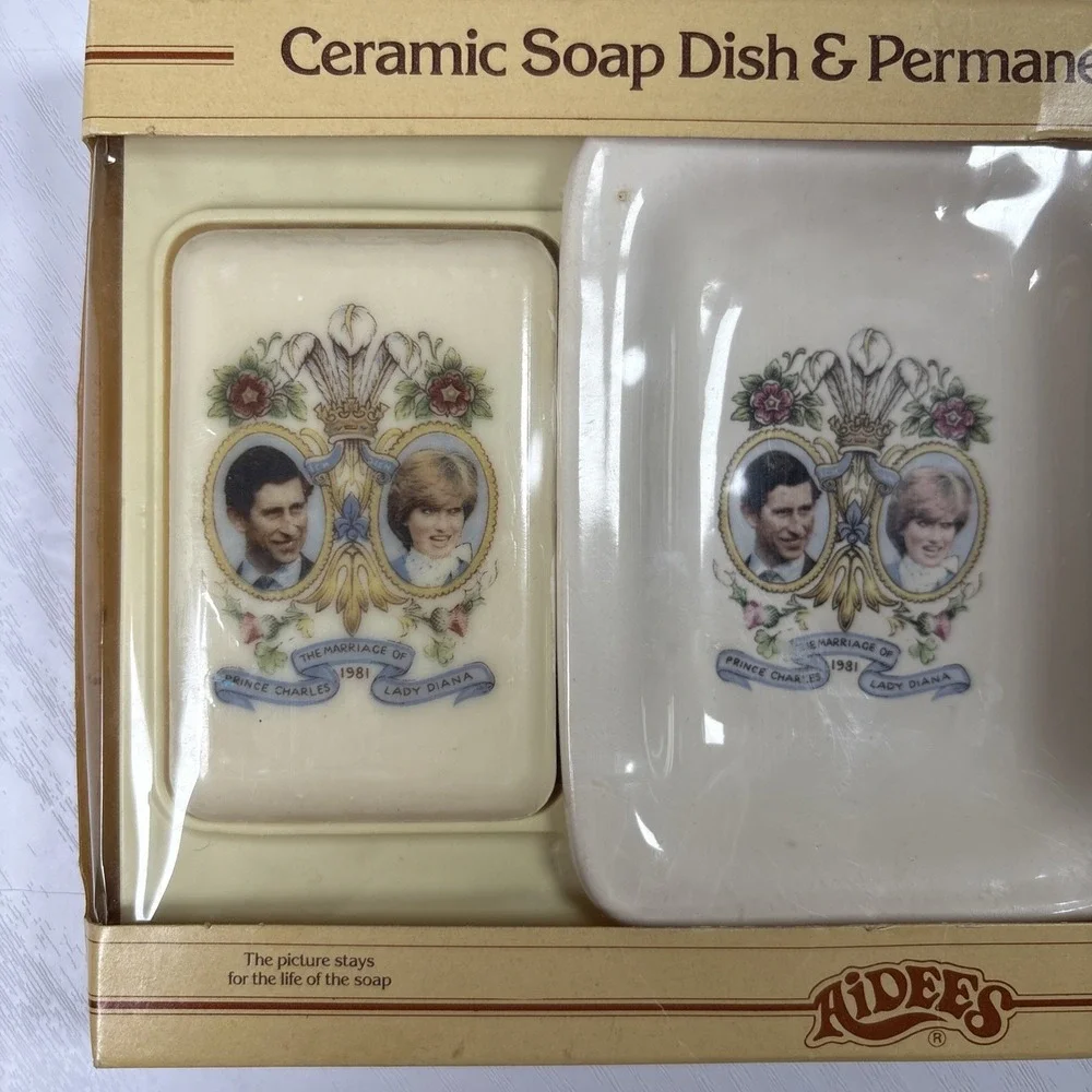 Vintage Aidees Princess Diana Prince Charles Soap Dish Permanent Picture NEW